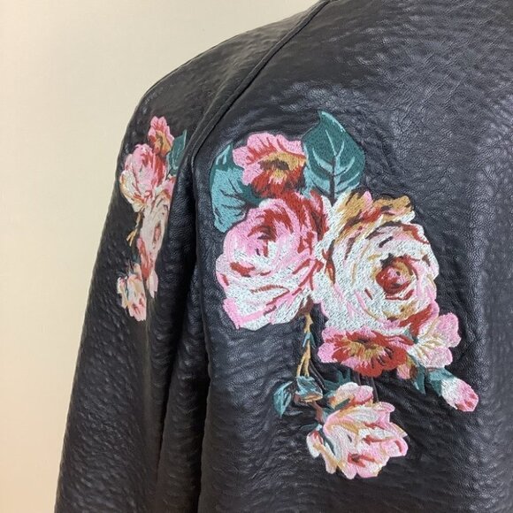 BOMBER JOE’S VEGAN LEATHER EMBROIDERED JACKET - Picture 8 of 11
